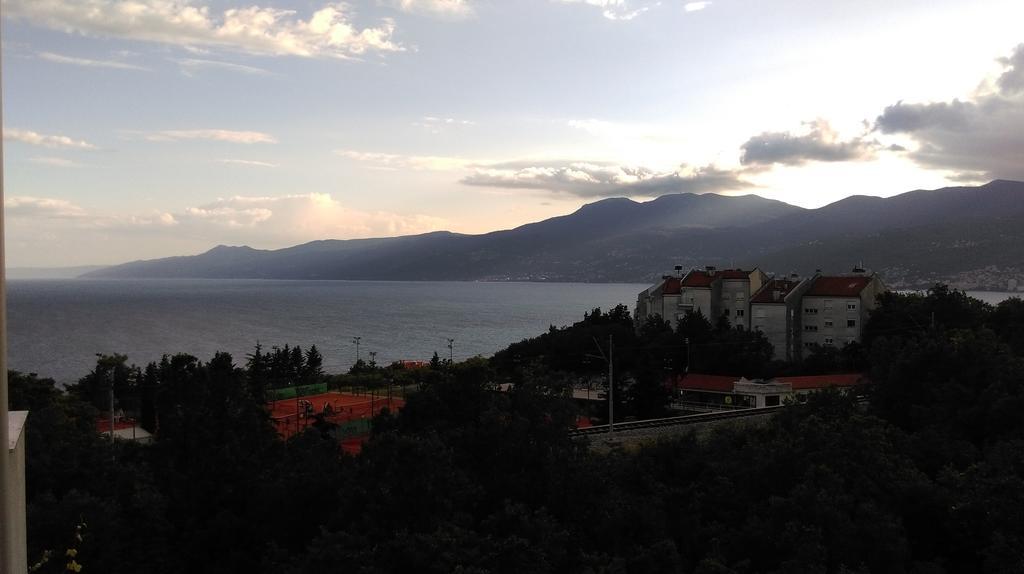 Apartment Julie 4 Rijeka Eksteriør bilde